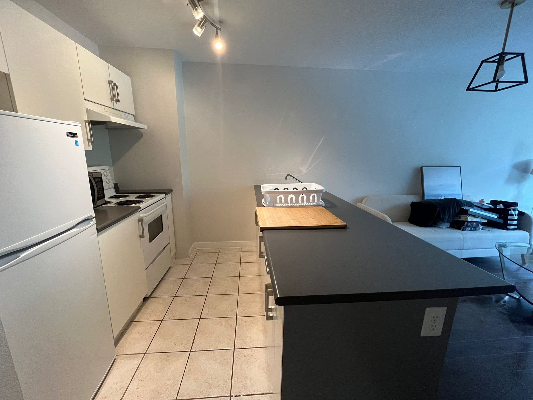 A spotless kitchen island after a clean